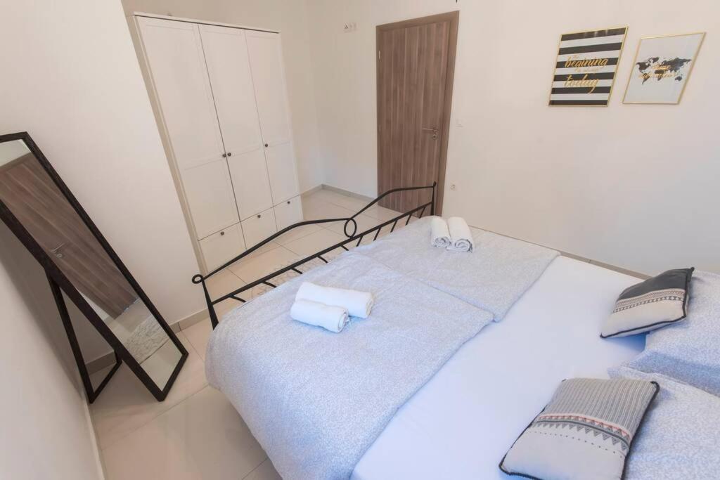 Apartman M&S 1 Kali, Otok Ugljan Exterior foto